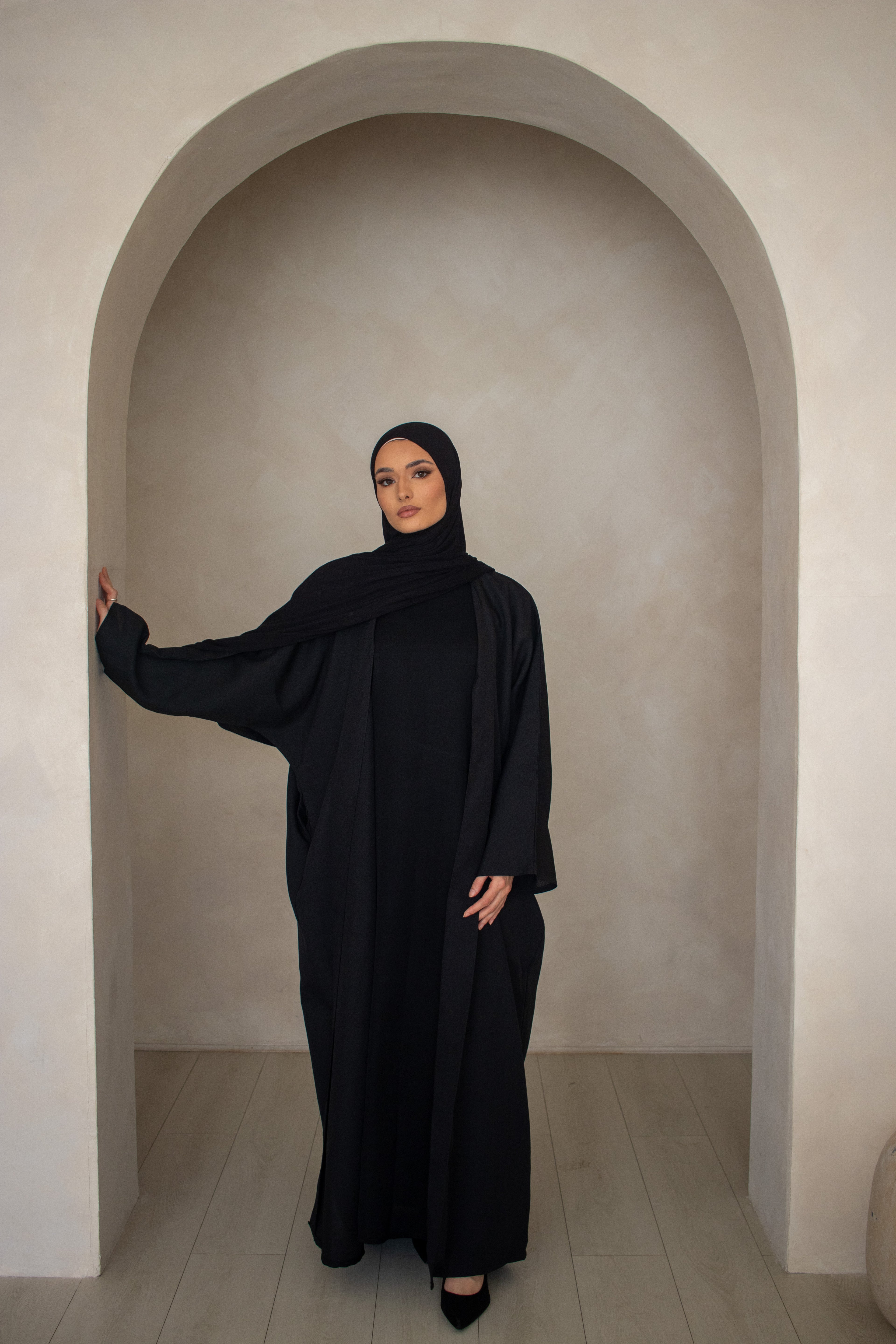 Batwing Linen DESIGN Abaya with Pockets - Women's Muslim Clothing