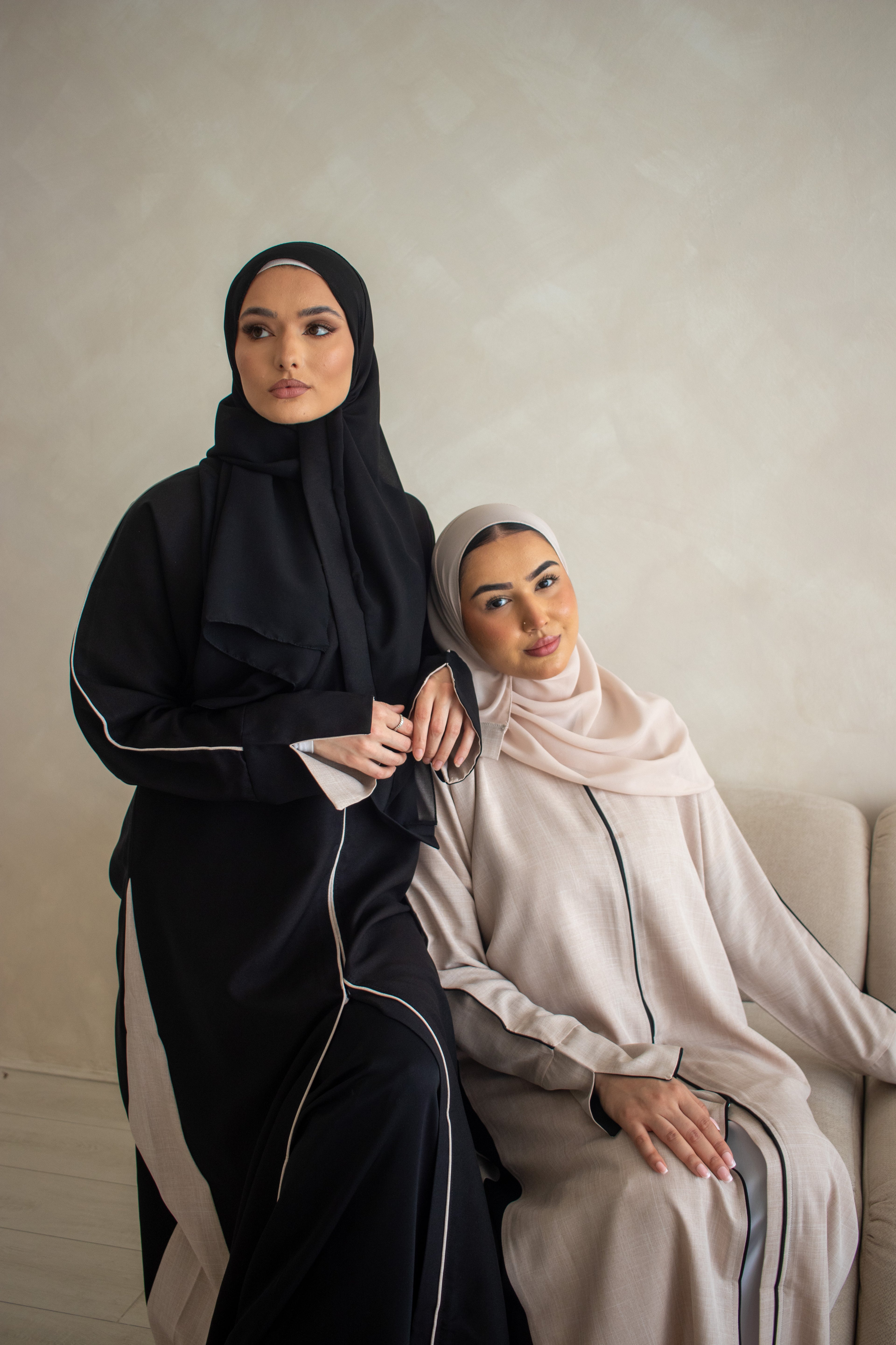 Linen DESIGN Abaya Cream Black with Hijab and Buttons