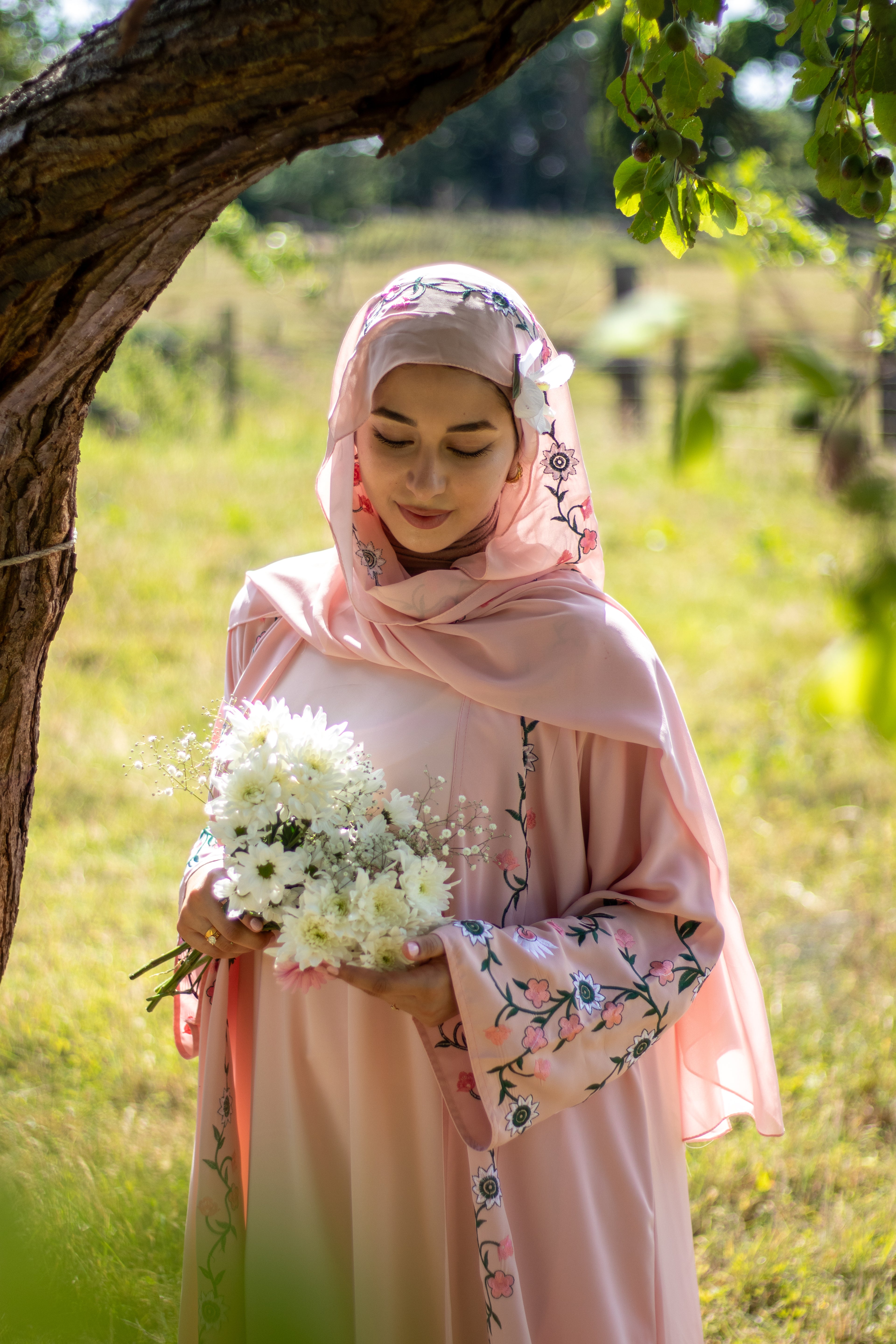 Summer 4 Piece Set Flower Embroidery Abaya Muslim Fashion
