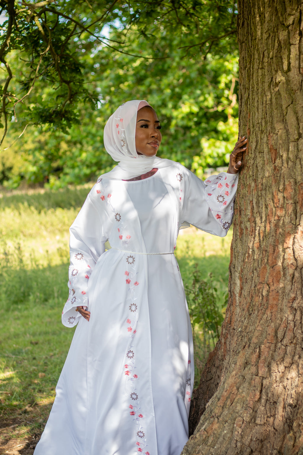 Summer 4 Piece Set Flower Embroidery Abaya Muslim Fashion