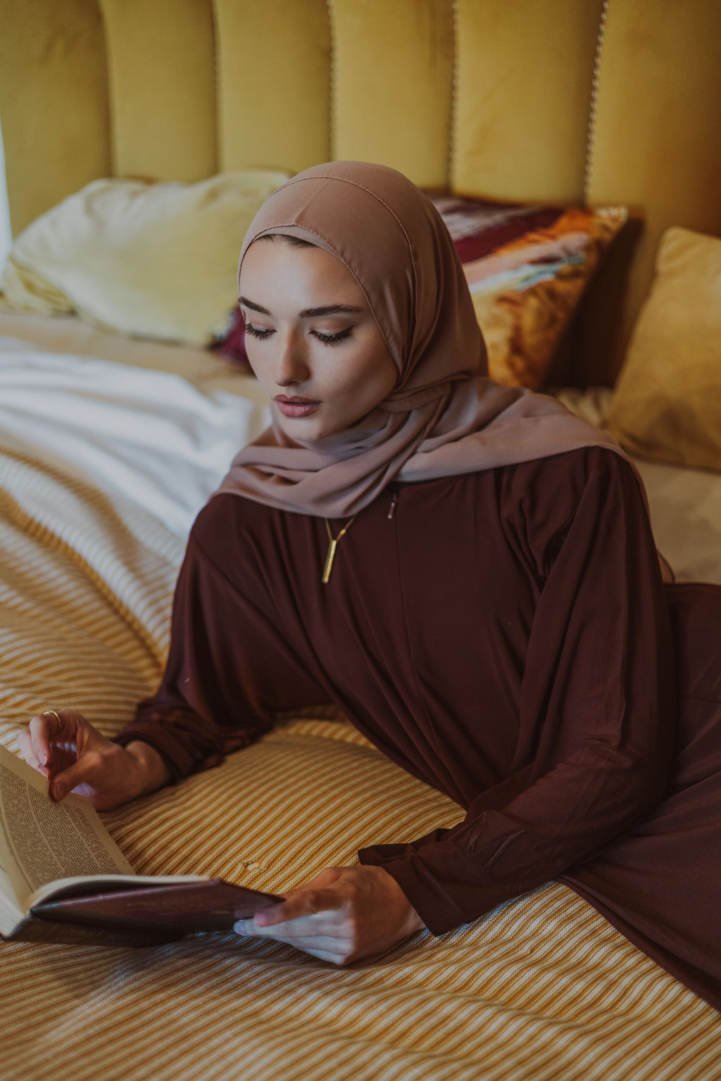 Amelia Abaya and Trousers Set