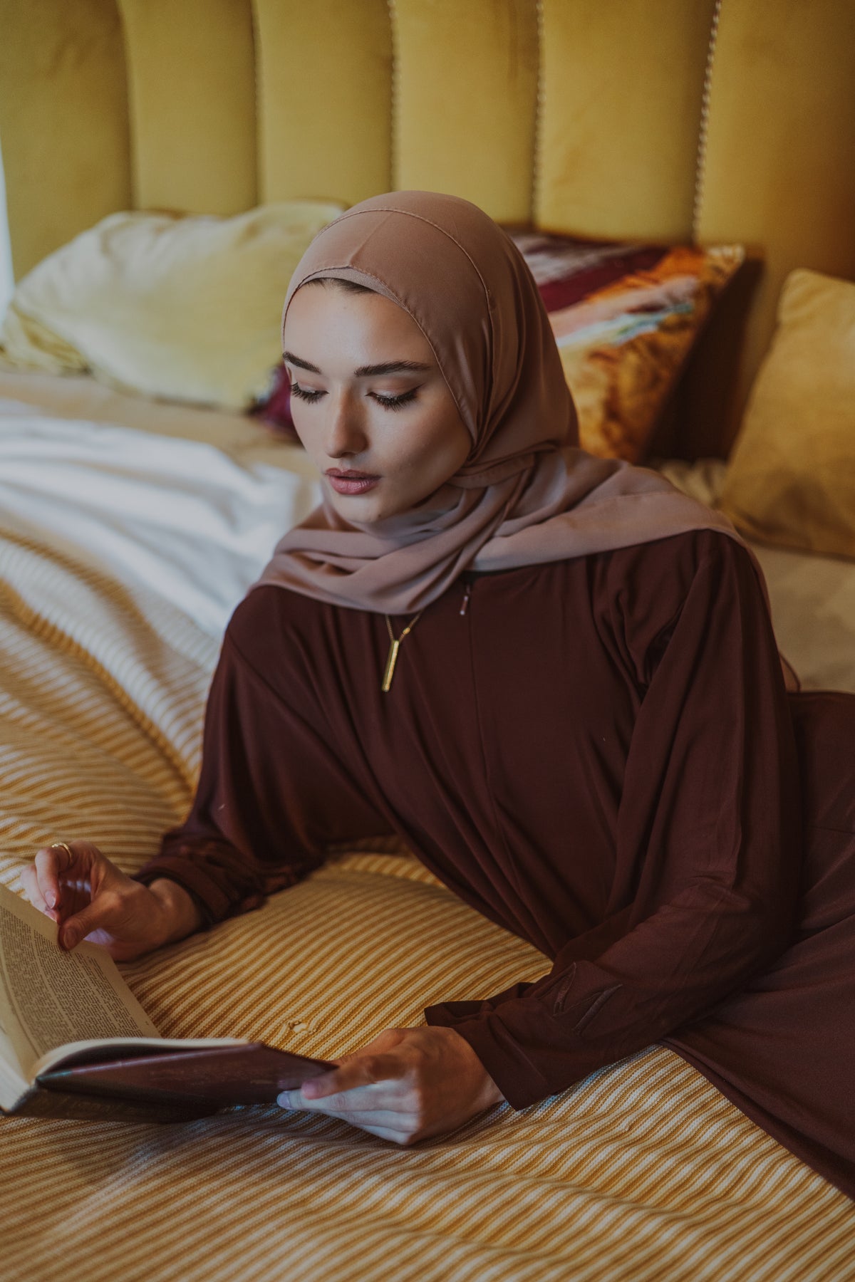 Amelia Abaya and Trousers Set