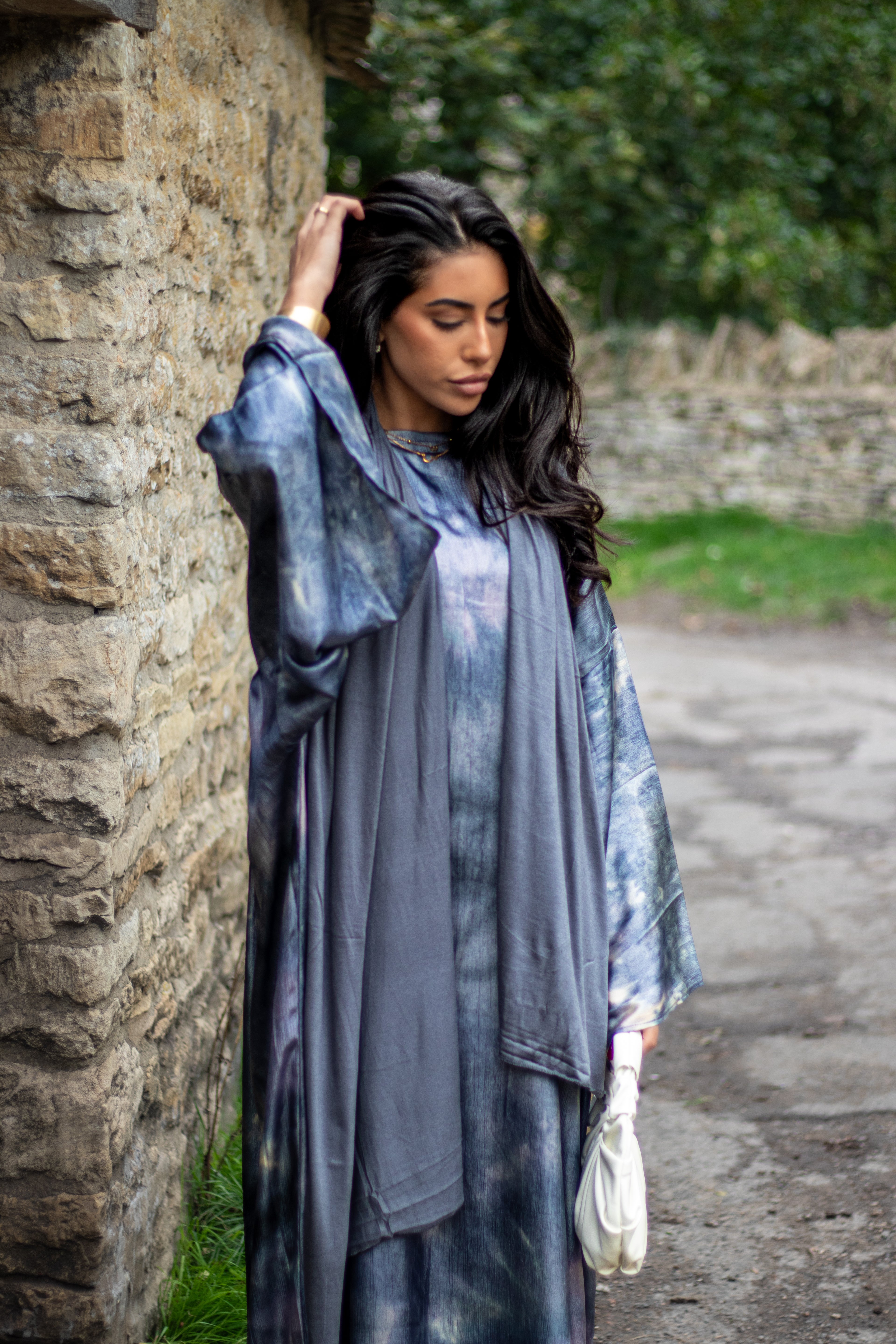 Autumn Grey Patterned Abaya Wide Sleeve Design