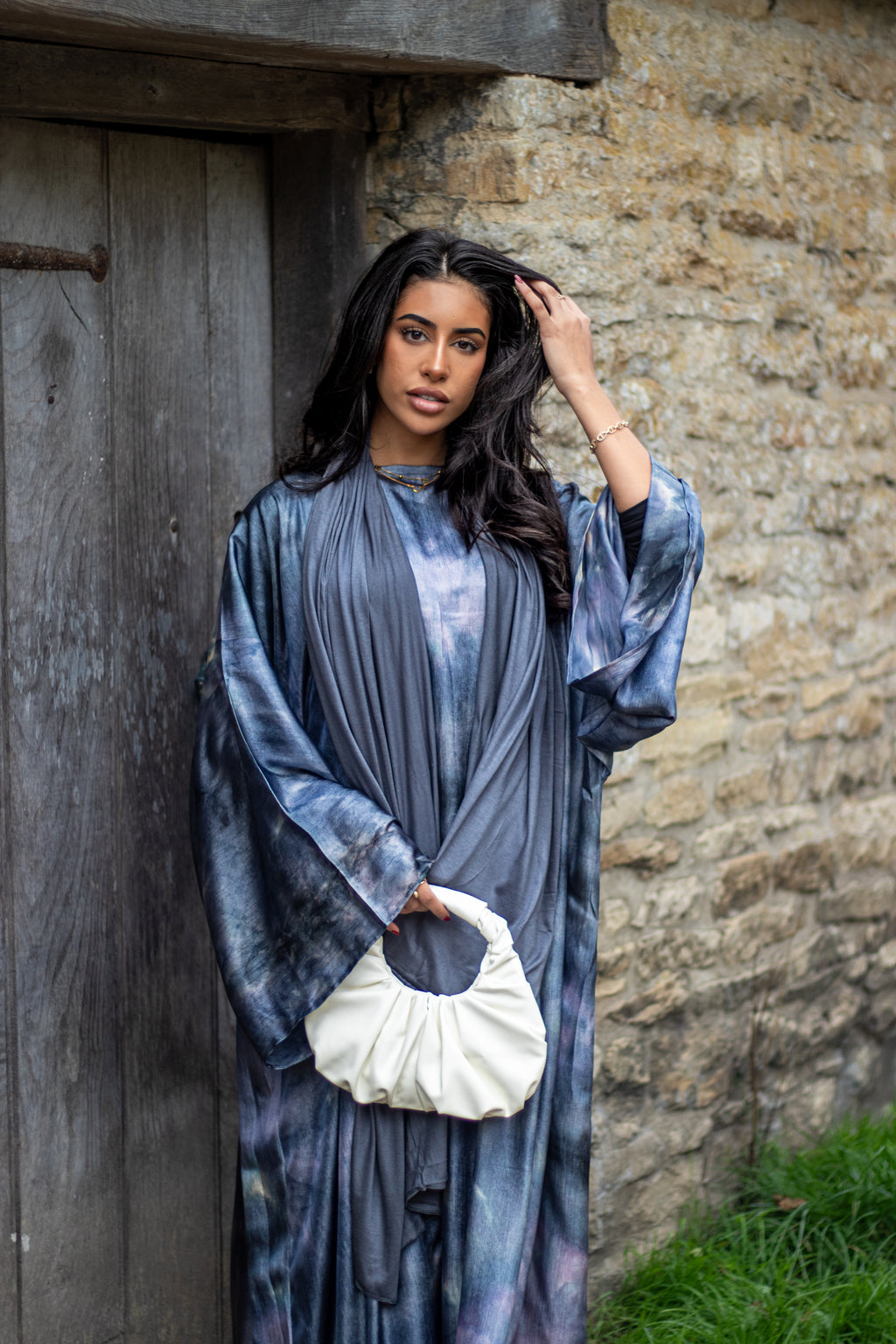 Autumn Grey Patterned Abaya Wide Sleeve Design