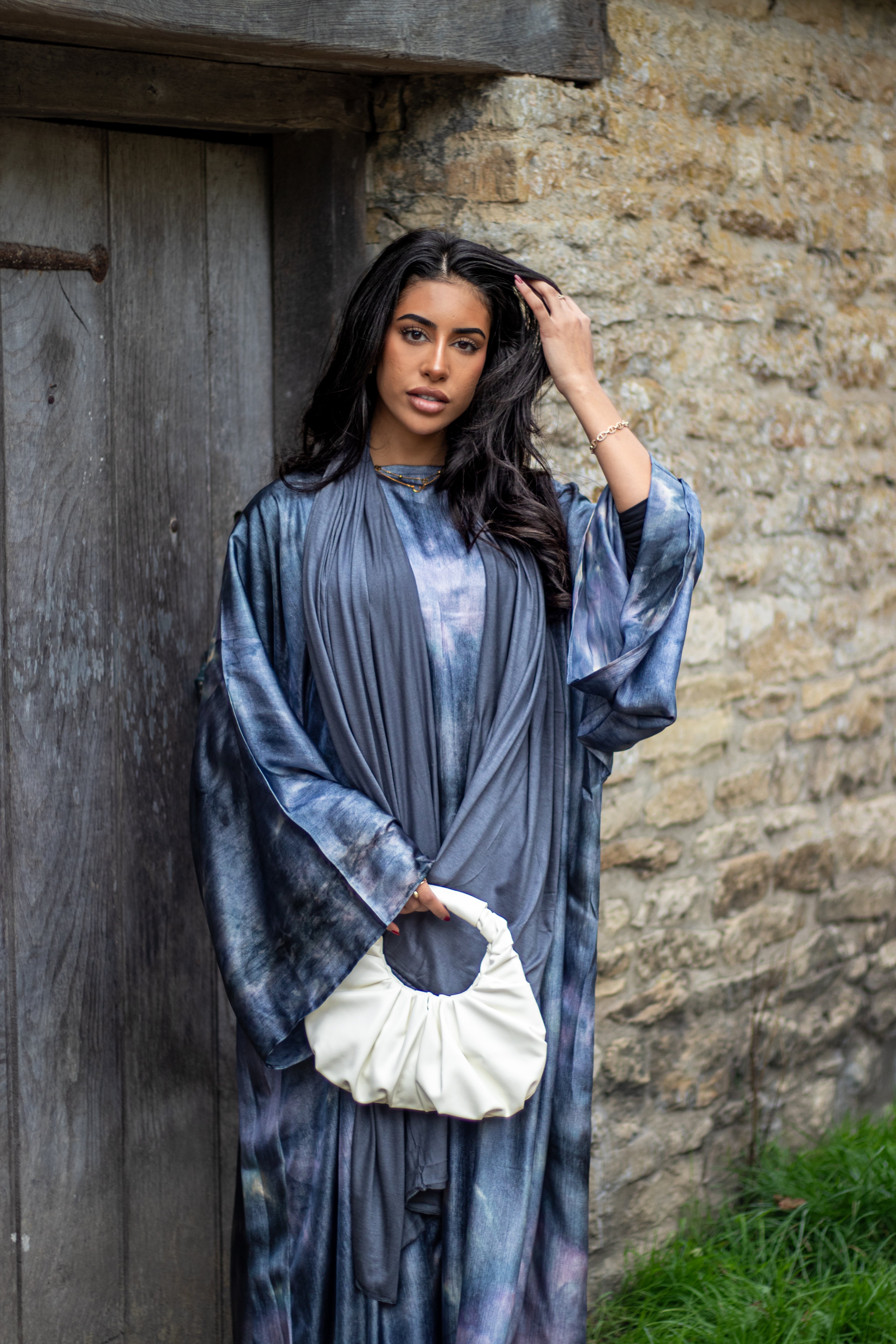 Autumn Grey Patterned Abaya Wide Sleeve Design