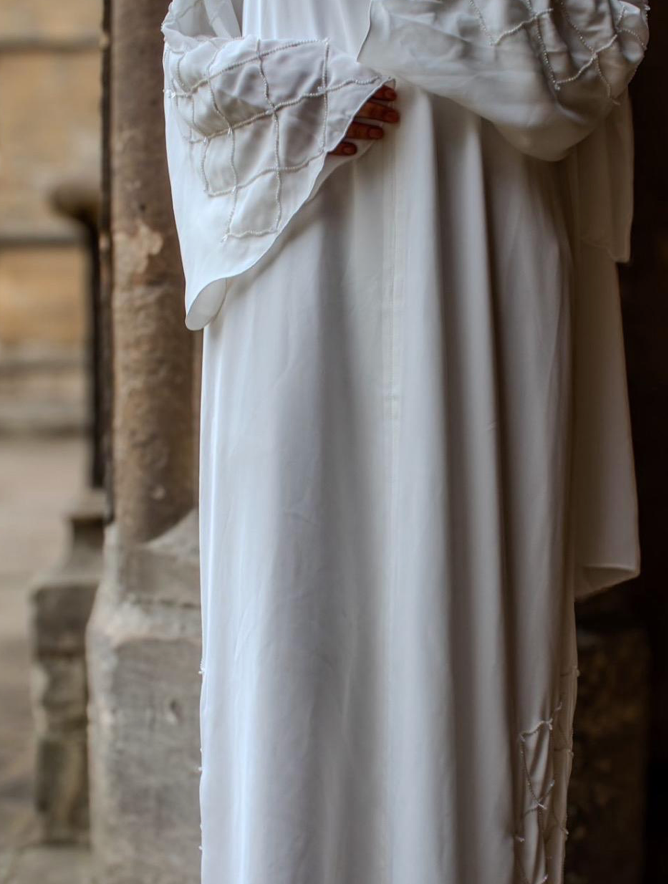 PREMIUM Aroos Abaya White/Brown Embellishments
