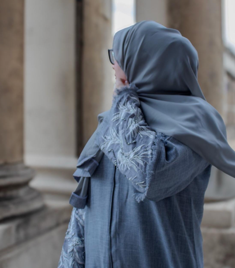 Enaaqa Abaya Grey Embellishments Sleeves