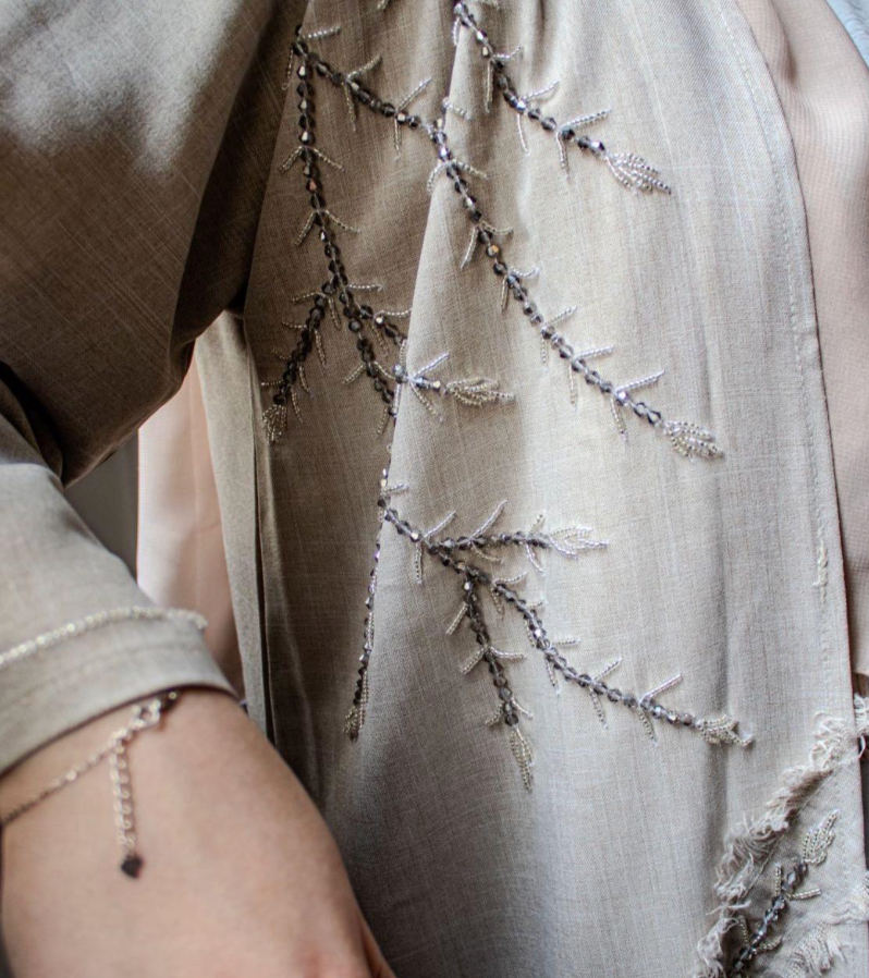 Noona Open Abaya Linen Embellishments Front